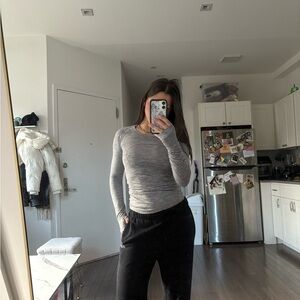 Lululemon Athletica Heathered Gray Long Sleeve Top